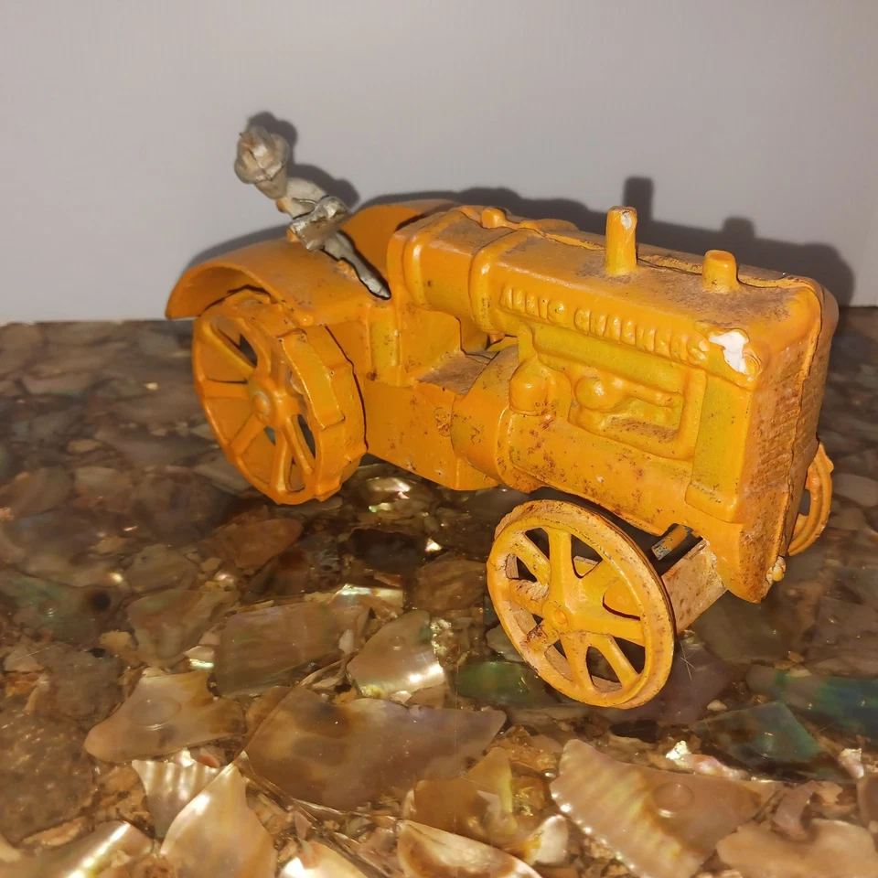 Arcade Allis Chalmers  cast iron farm tractor replicas collectibles skuchrsmas - Image 3 of 4