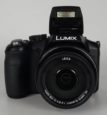 Panasonic Lumix DMC-FZ200