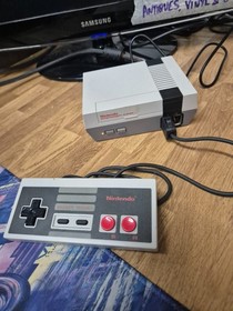Nintendo NES Mini Classic Edition Mini Console 30 Games - Boxed Complete Tested