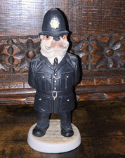 ROBERT HARROP BOXER POLICE OFFICER CC49 FIGURINE