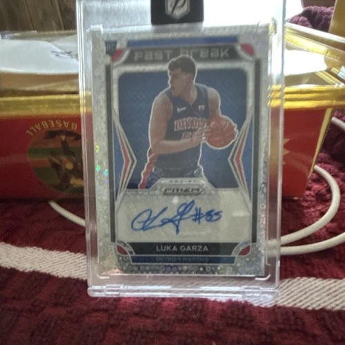 Panini 2021-22 Prizm Fast Break Rookie Auto Luka Garza Pistons #FBR-LUK