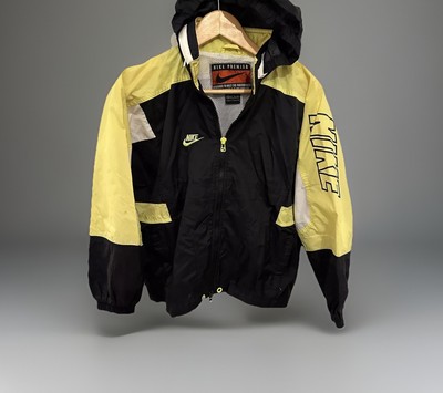 Nike Air Jacke Borussia Dortmund Size S Retro Vintage BVB 09 Nike