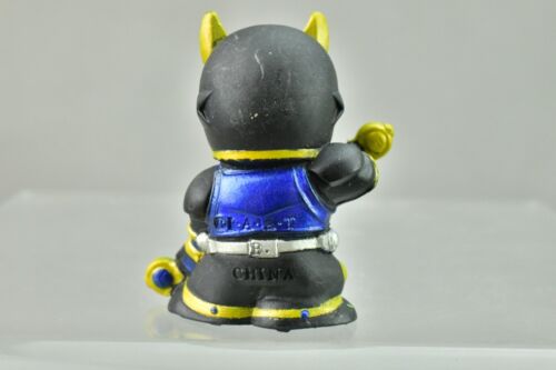 SD Masked Kamen Rider Kuuga Dragon Form #2 Finger Puppet Gashapon Chibi Hero - Picture 2 of 2