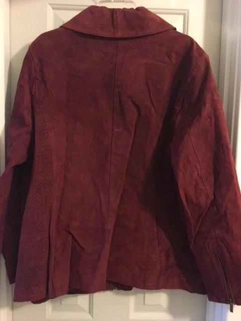 DENNIS BASSO Washable Suede Perforated Detail Jacket WINE 2X A258450 - Image 2 of 3