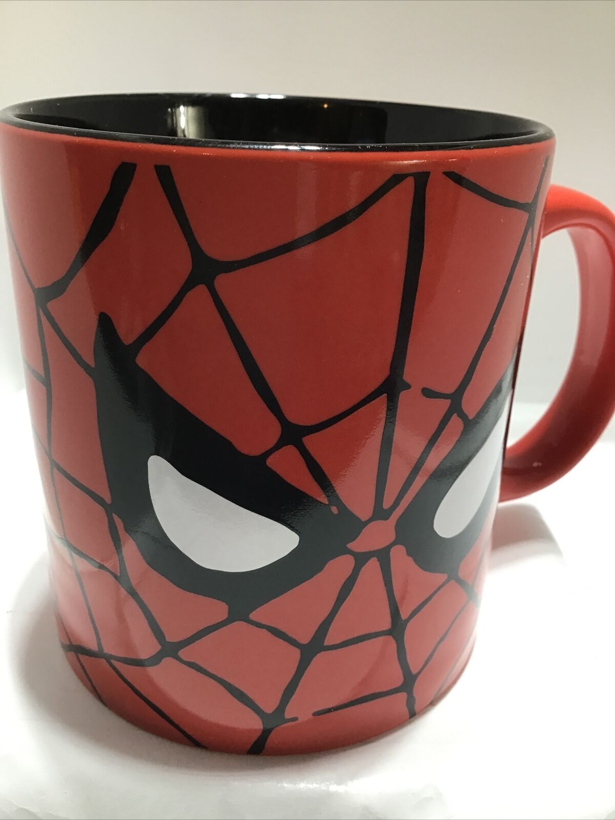 Marvel Comics Spider-Man Collectible Coffee Cup Mug 2011 Licensed Red Web  Eyes