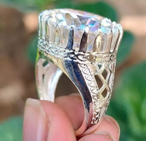 Gorgeous 20 ct Off White Lab Created Diamond Solitaire Ring 925 AAA VVS1 - Picture 4 of 6