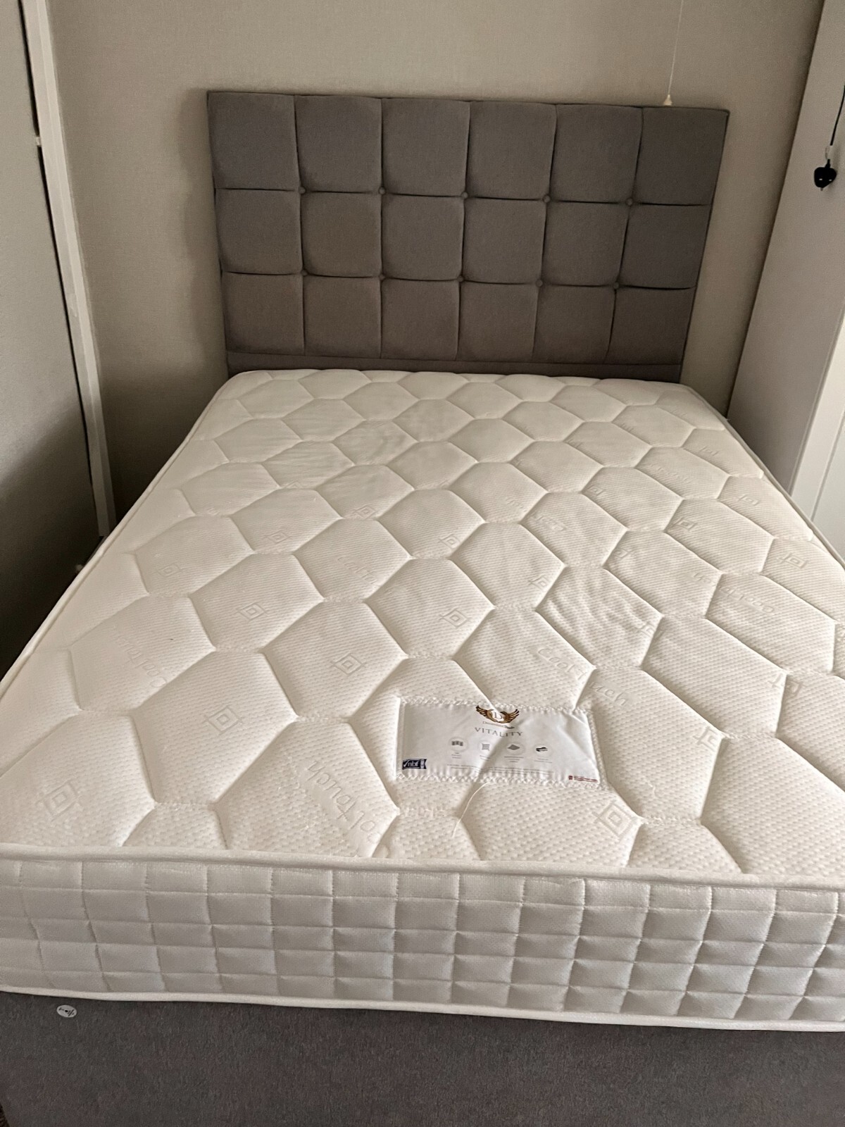 Grey 2 drawer double divan bed with mattress + headboard eBay