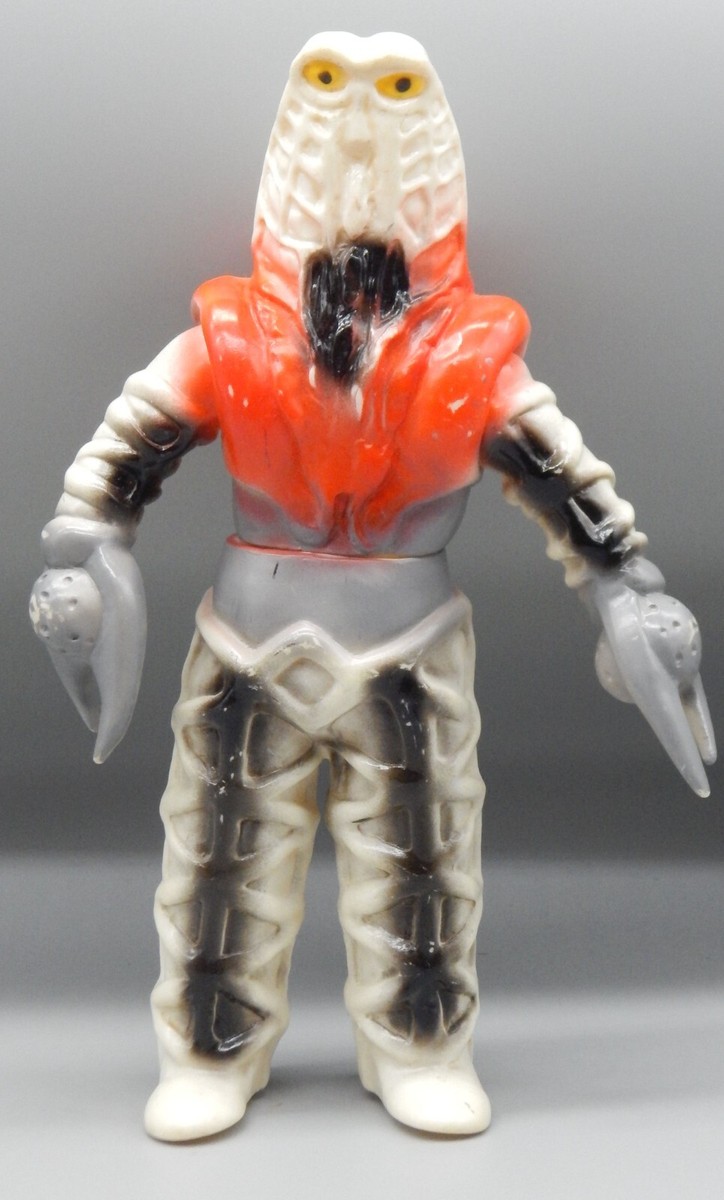 1991 Japanese ULTRAMAN Ultra 7 GODORA soft vinyl 9