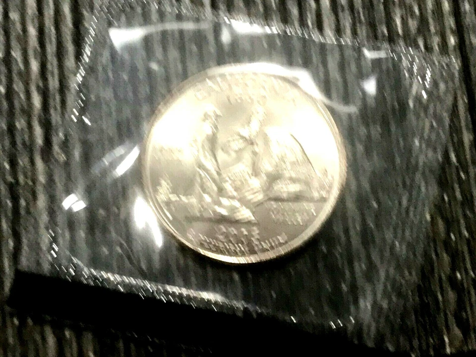 2005  P D S CALIFORNIA  State Quarters SATIN FINISH From Proof & Mint Sets  - Image 4 of 4