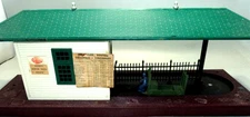 Lionel 356 Automatic Freight Station