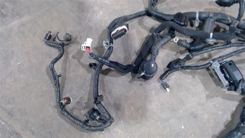 Chrysler Pacifica 2018 tren motriz cableado arnés cable 68359898ac Foto 4 de 4