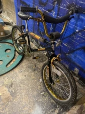 1983 Old School  Magnum Bmx Bike( OG Barn Find )