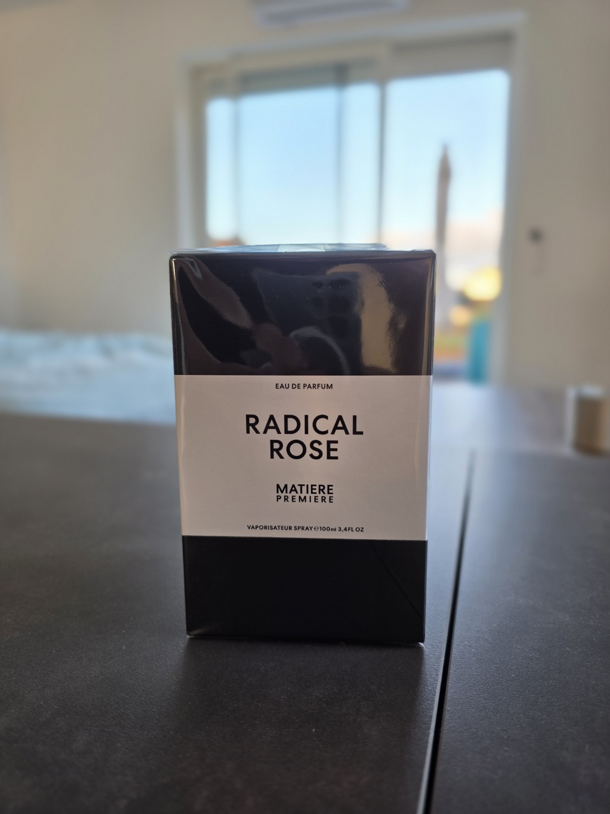 Radical Rose le parfum anti-odeur évanescente à la tenue infinie