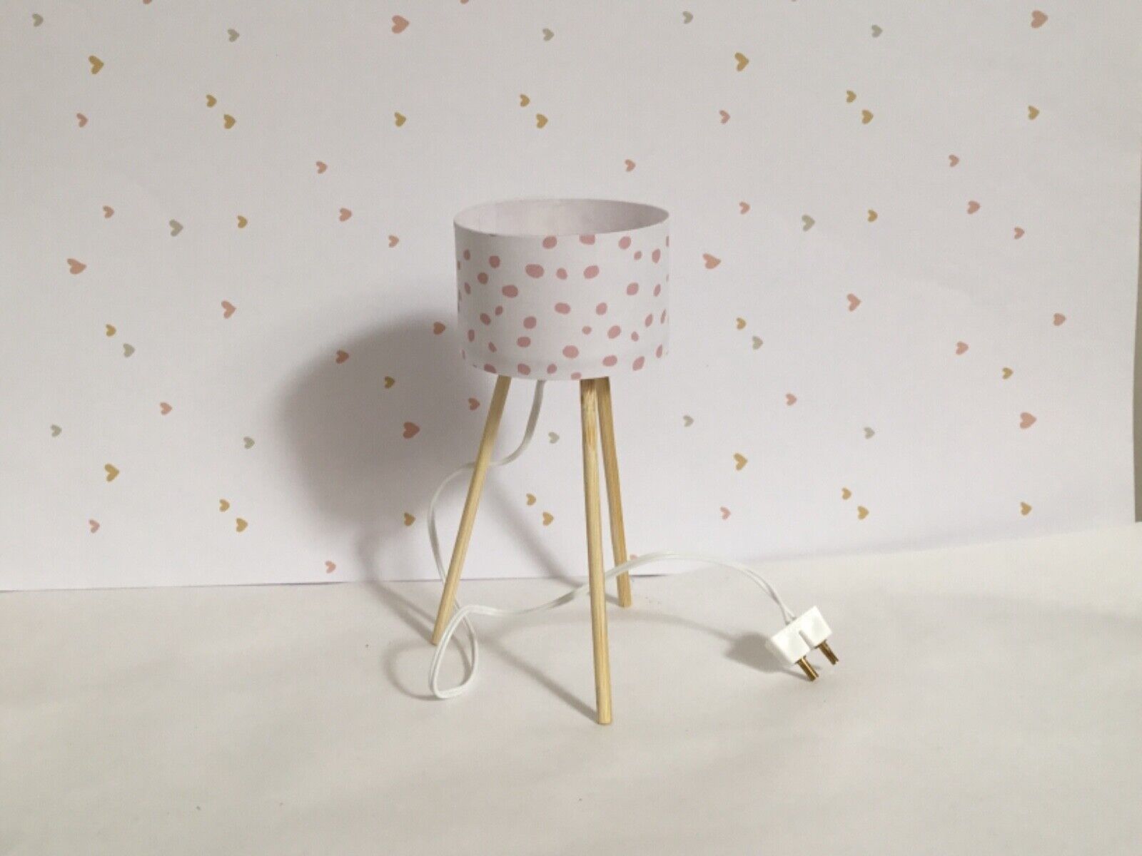 Lundby dolls house light and plug floor lamp sp with 超特価 pink tripod 4周年記念イベントが