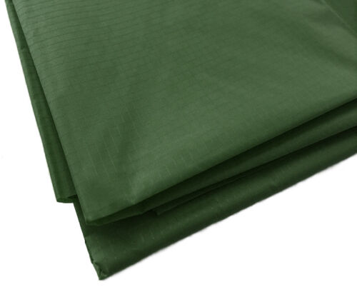 Couverture matériau aspect nylon étanche en tissu antidéchipation vert olive 150 cm - Photo 1/2