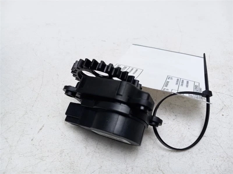 Chevrolet Malibu 2011-2017 calentador ventilación solapa control actuador Foto 4 de 4