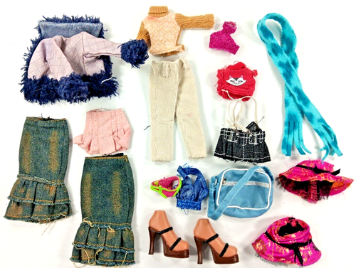 Bratz Dana Lot 15-1pr Shoes Scarf Tote Skirts Tops Winter Wonderland Funk Out +