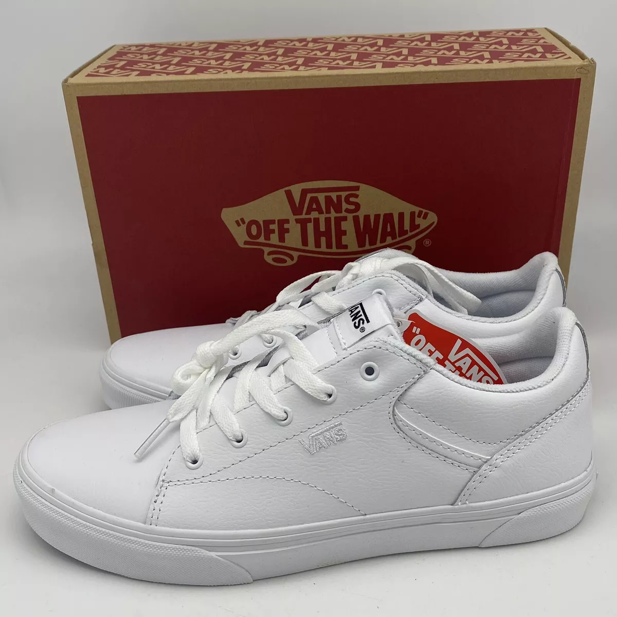 White leather low shop top vans