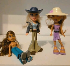 Lil Bratz Yasmin And McDonald's Chloe and Yasmin Bratz Happy Meal Toys