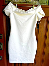 NWT GUESS Molly White Scuba Off Shoulder Cap Sleeve Full Zipper Bodycon Dress M