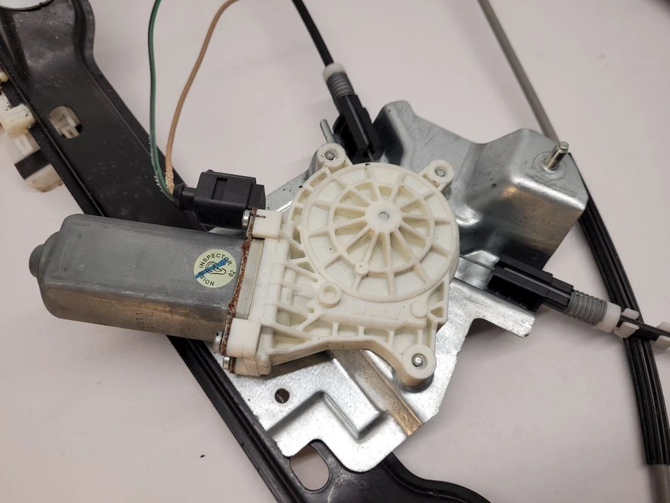 09-19 FORD FLEX Driver Rear LH Window Regulator WO Motor 8A8Z7427009A        Foto 2 de 4