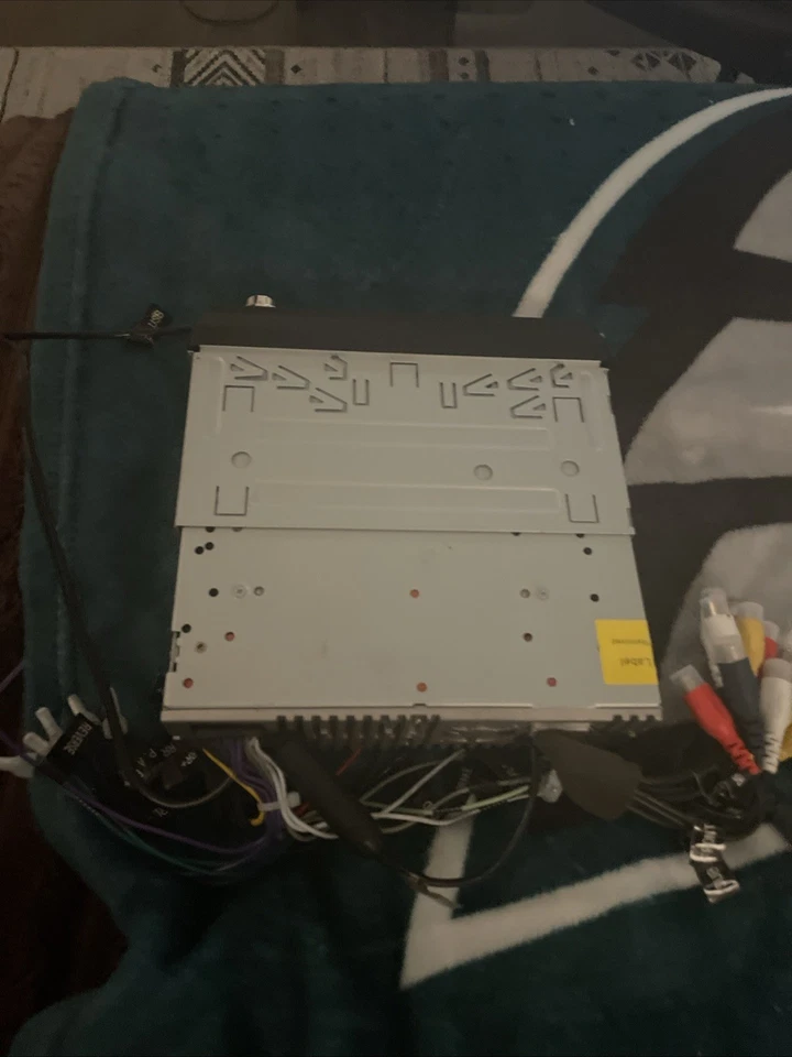 Boss Elite BV860B single-DIN DVD receiver. - Image 2 of 4