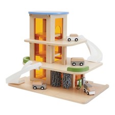 Kaplan Early Learning Parking Garage with Elevator