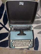 1960s Smith Corona Galaxie Deluxe Typewriter with OEM Case thumbnail