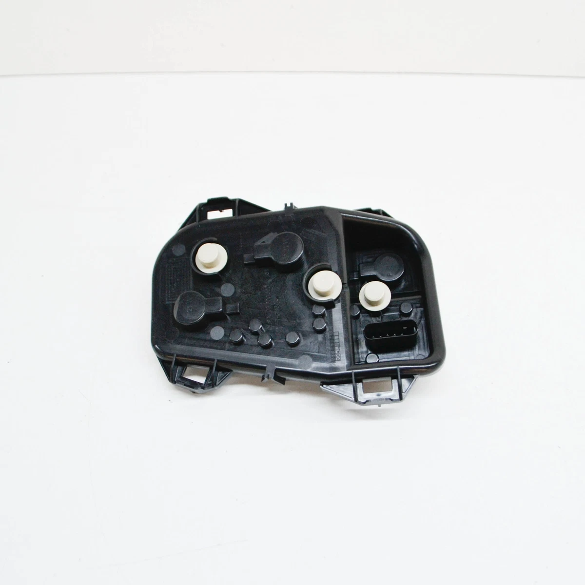 NEW OEM BMW 1 F21 REAR RIGHT TAILLIGHT BULB SOCKET 63217424496  