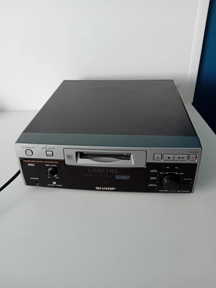 VINTAGE SHARP  MD-R1MKII MiniDisc HIFI - LECTEUR / GRAVEUR  - PARFAIT ÉTAT  - Photo 3/4