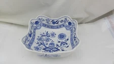 Hutschenreuther Blue Onion 8 1/2" Square Scalloped Rim Serving Bowl