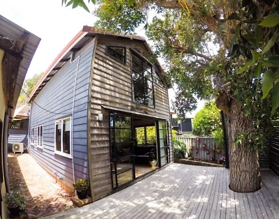 Short Term Rental 4 Bedroom House 5 Minutes From South