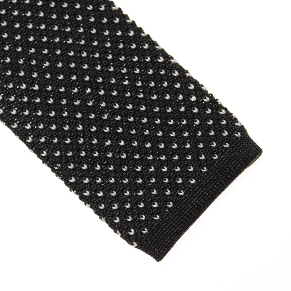 Corbata de punto Italo Ferretti nueva con etiquetas en blanco y negro 100 % seda hecha en Italia Foto 2 de 4