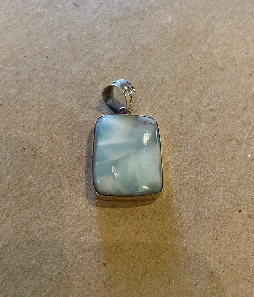 Hermoso Colgante Remolino Remolino Larimar Azul Tamaño 2,5 x 2 cm Foto 3 de 4