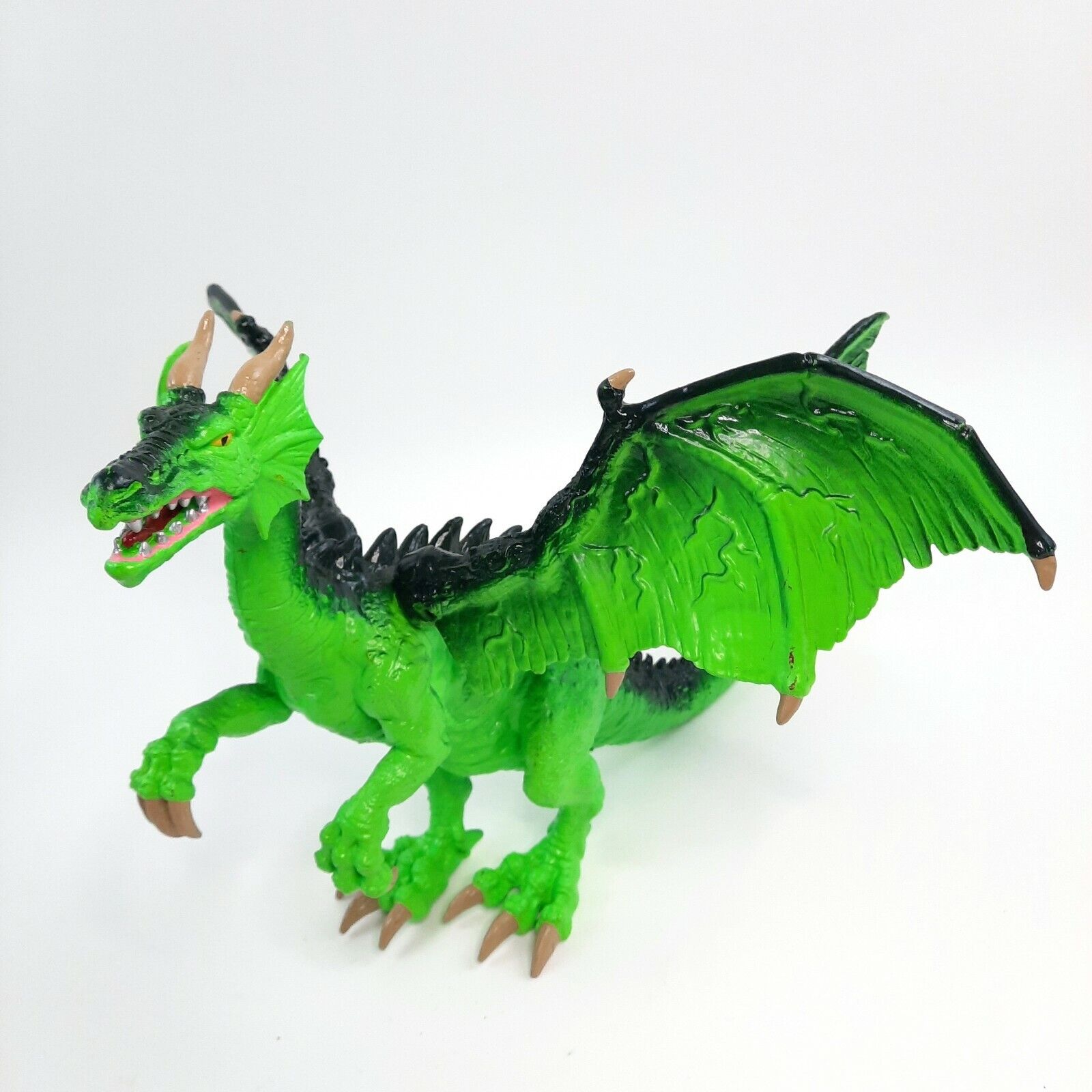 Nerf · Nerf: Dungeons & Dragons Green Dragon (Toys)