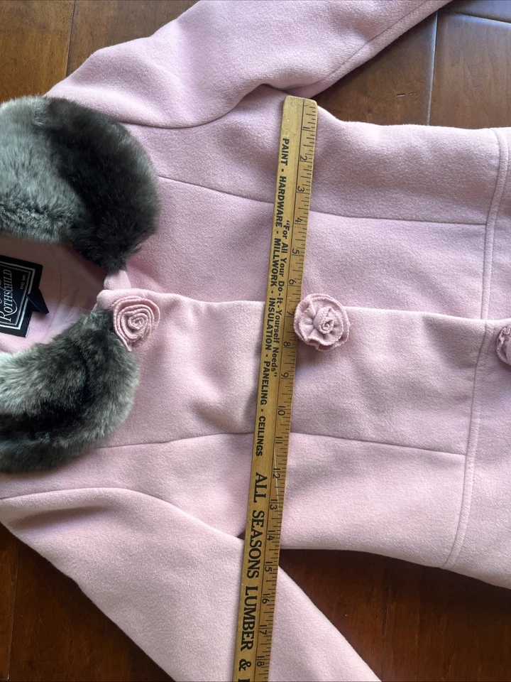 Rosetas plisadas lavanda Rothschild para niñas bolsillos talla 6X cuello de piel sintética Foto 4 de 4