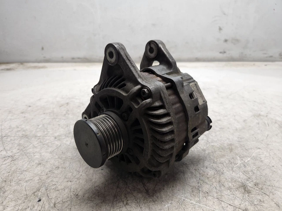 Generador alternador Nissan Sentra 2010-2012 2,0 L aire acondicionado OEM 23100ZW40B Foto 2 de 4