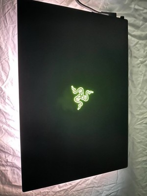 Razer Blade 16 OLED QHD+ 240Hz i9-14900HX 32GB 1TB RTX 4080 Excellent