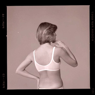 LQQK 3 vintage 1982 negative WONDERFUL LINGERIE FASHION MODEL NEXT DOOR #26