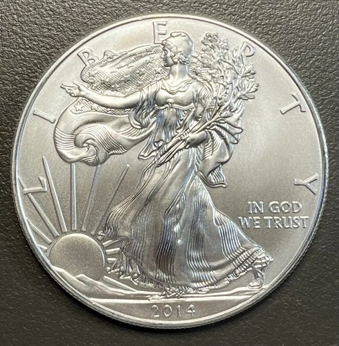 2014 American Eagle Silver Dollar / 1 oz .999 Silver / Uncirculated