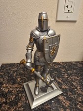 Medieval Knight Of Heraldry Figurine 8.25" Tall Suit of Armor