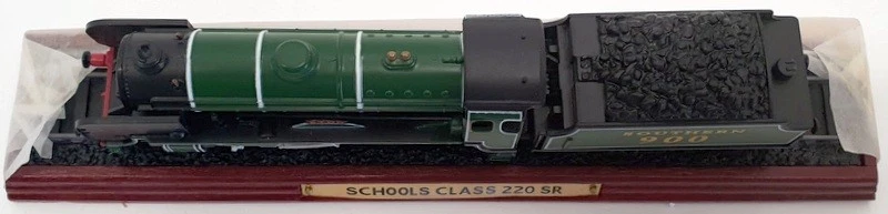 Atlas Editions 3 904 005 - Schools Class 220 SR Eton Locomotive Static Model - Image 4 of 4