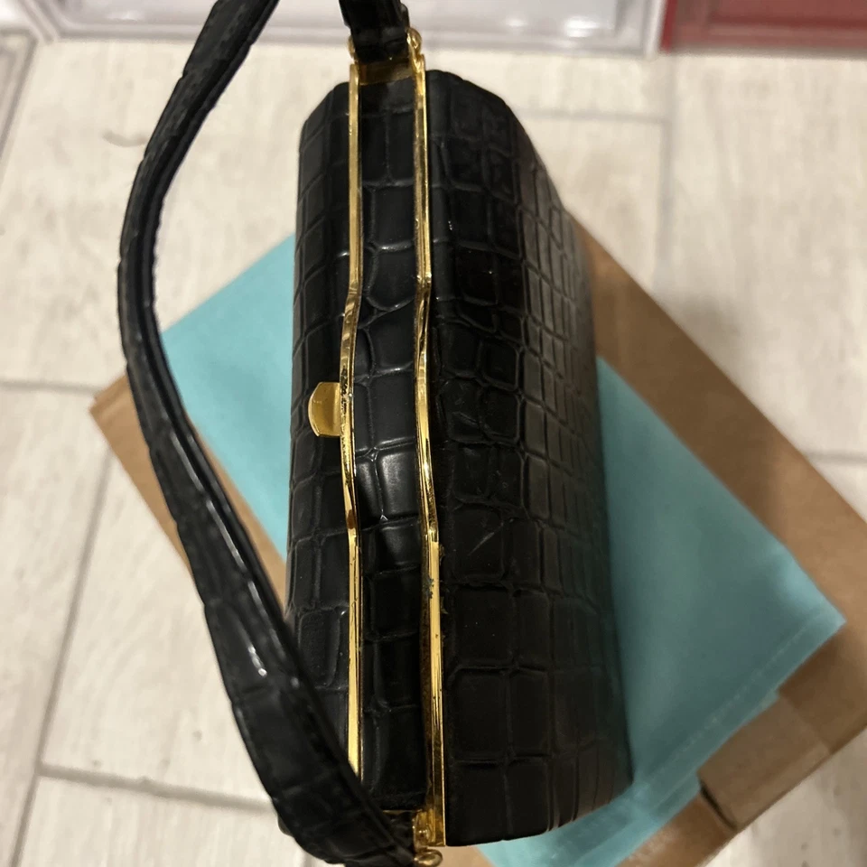 Rare Vintage Gianni Versace Black croc Leather Handbag - 1980s  - Image 4 of 4