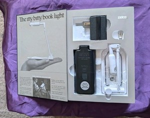 The Itty Bitty Book Light in Original Box Tested Tested Working