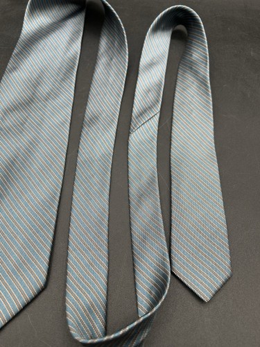 Vtg 1990's Giorgio Armani Made In Italy men's 100% silk necktie Blue Grey Nice - Picture 4 of 9