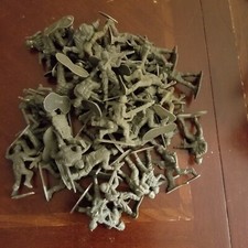 Vintage Lot Of 47 Plastic Green Army Soldiers - Marked China