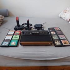 Atari 2600  mit 14 Spielen