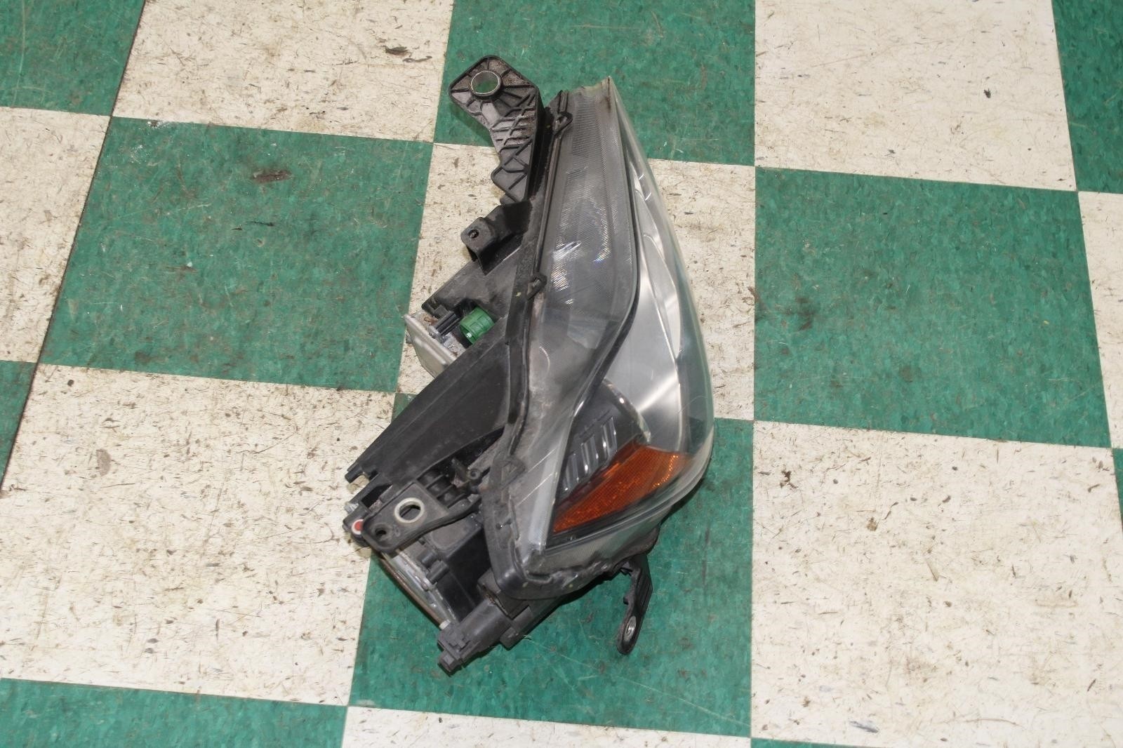 14-17 Ghibli Passenger Right RH Headlight Head Light Lamp Xenon HID OEM Factory