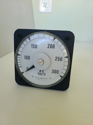 #ad VTG General Electric Panel voltmeter 0 300VAC TYPE AP40 $89.99
