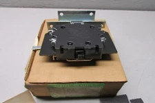 GE CR305X500C Auxiliary Contact Kit 